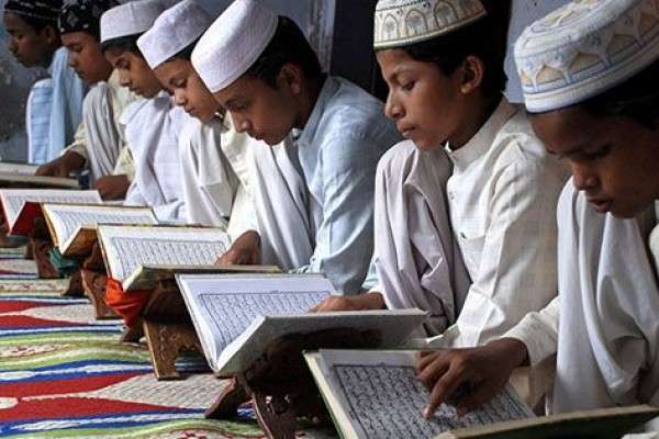 Hadits tentang Hukum Menuntut Ilmu dalam Islam